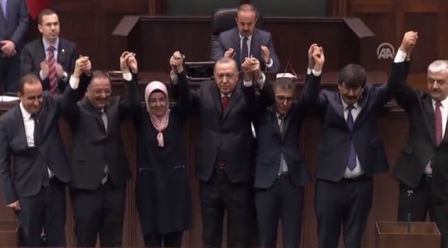 5 BELEDİYE BAŞKANI AK PARTİ'YE GEÇTİ