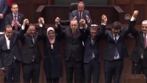 5 BELEDİYE BAŞKANI AK PARTİ'YE GEÇTİ